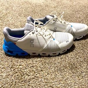 Men’s On Cloud running shoes